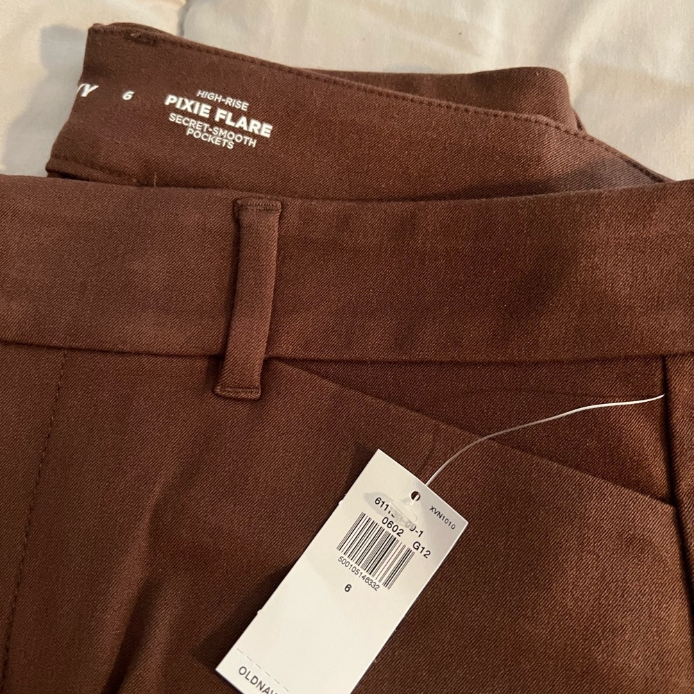 Old navy pixie pants bundle - Picture 2 of 6